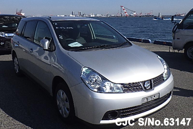 Nissan wingroad серый